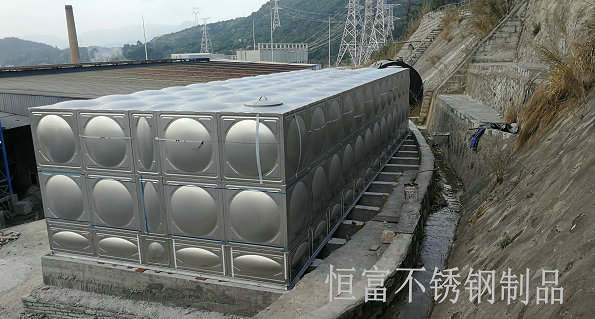 不銹鋼水箱廠(chǎng)家，恒富不銹鋼水箱